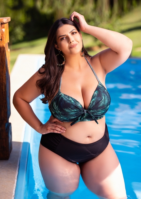 Biquini Plus Size Bojo Estruturado e Calça Franzida Lateral