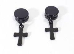 Brinco crucifixo de Imã