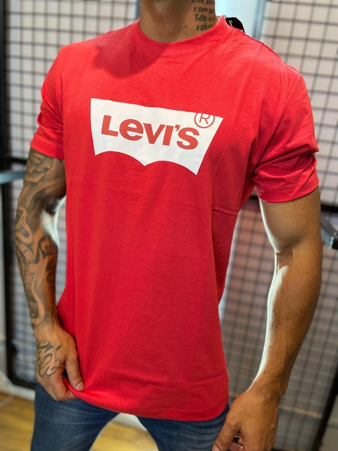 Camiseta Lvs Clássica Vermelha Pima Cotton ( coleção Exclusiva padrão shopping )