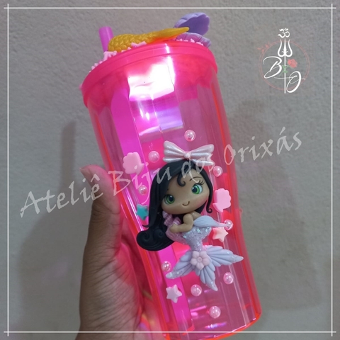 Copo COM LED QUE PISCA Erê menina da praia Decorado Personalizado - Rosa Tema praia PRONTA ENTREGA