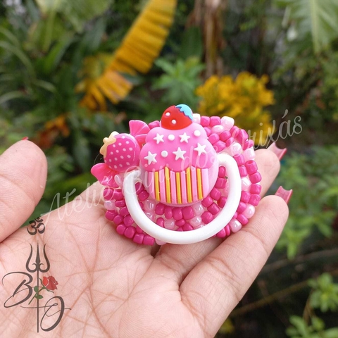 Chupeta Erê Decorada Rosa com docinhos