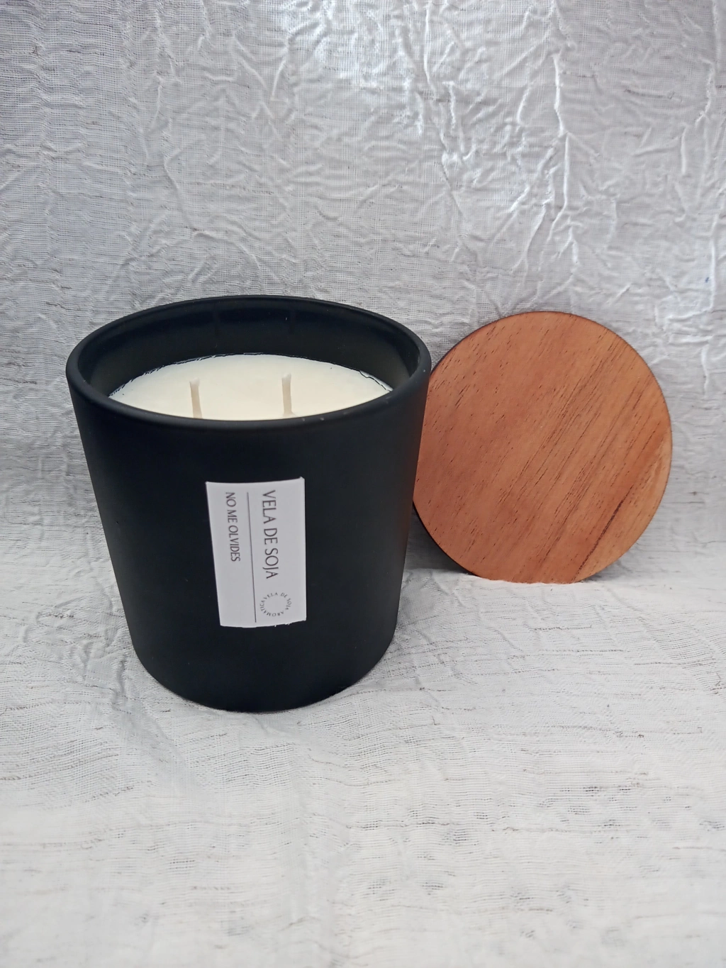 VELA BLACK
