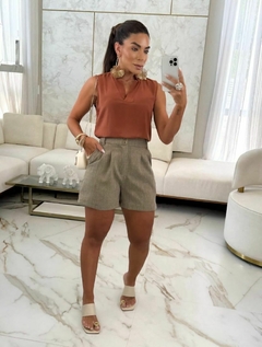 Shorts Linho Pregas - Tam GG
