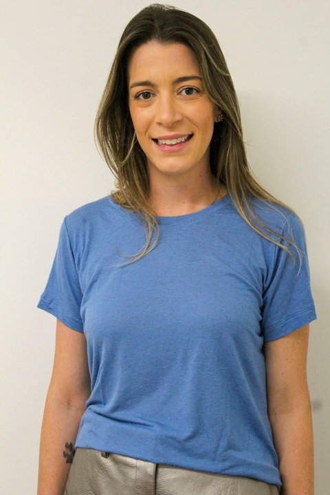 B-Shirt Redonda Viscolinho - Azul Céu - comprar online