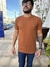 T-SHIRT BASICA EAG - OCRE - comprar online