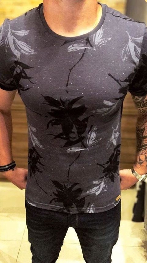 T-SHIRT LADO AVESSO FL / CINZA