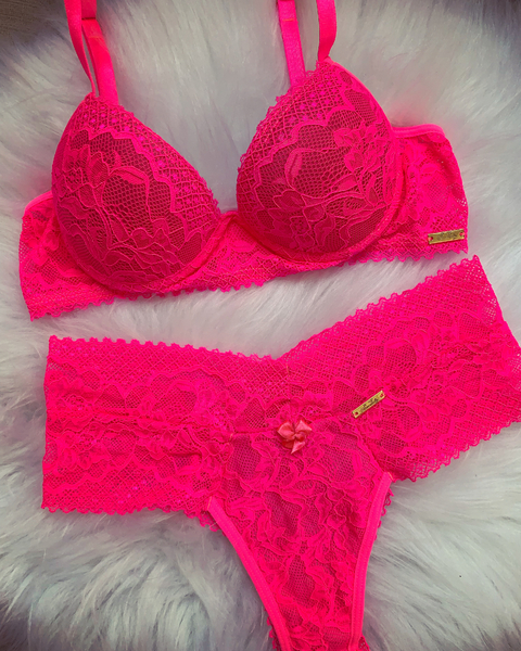CONJUNTO COM BOJO NEON