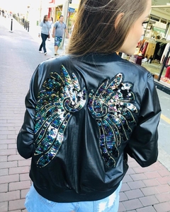 Jaqueta bomber cirrê bordada