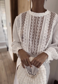 Blusa Nicol en internet