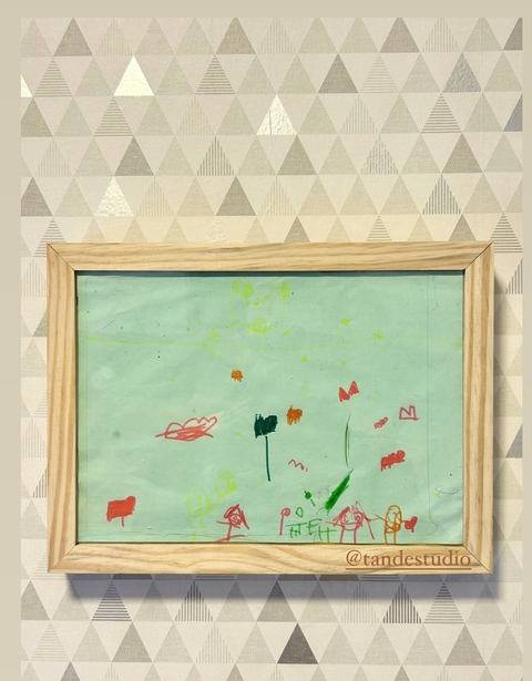 QUADRO DE MEMÓRIAS em PINUS 21x29 (PARA FOLHA A4)