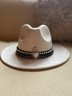 Sombrero class