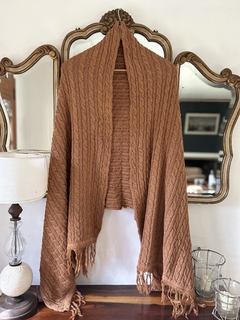 Ruana BERSUS lisa - tienda online