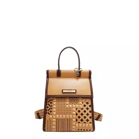 Mochila Geometric Cutout Camel Nicole Lee - comprar online