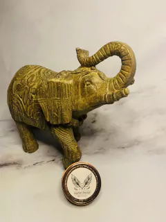 ELEFANTE TALLADO CON DETALLES - tienda online