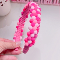TIARA COLMÉIA POMPOM - Ateliê Mari Flor