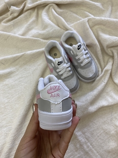 Air force Baby na internet