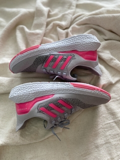 Adidas Ultraboost - NP Tênis