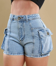 Short jeans