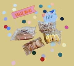 Caja de regalo Día de las maestras jardineras (y de los maestros jardineros también) Tamaño pequeño - Risa