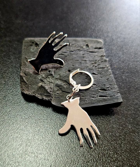 Brincos As Mãos em prata 925