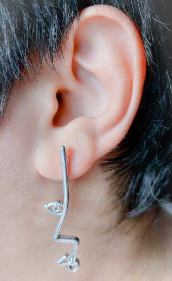 Brincos Picasso em prata 925