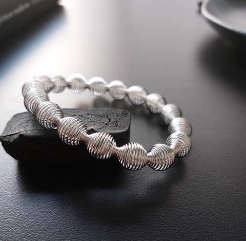 Pulseira Retrô Futurista em prata 925