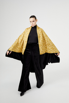 Capa Poiret Cocoon - Pre Order - comprar online