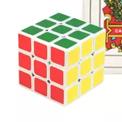 Cubo Magico Mini Formato 3x3x3 Color Base Blanco ( 3x3 Cm )