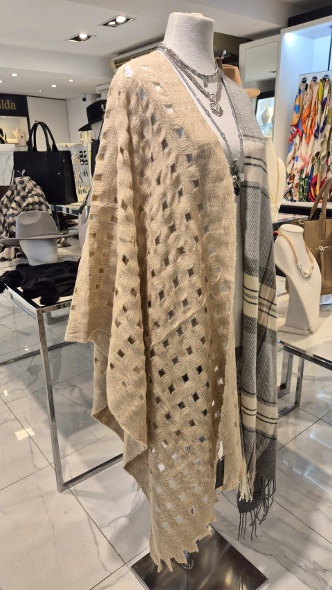 Pashmina Dakota