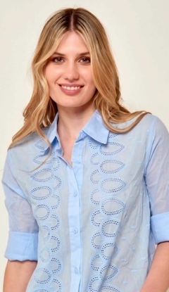 CAMISA BORDADA IMPORTADA