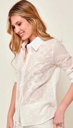 CAMISA BORDADA IMPORTADA - VOKU