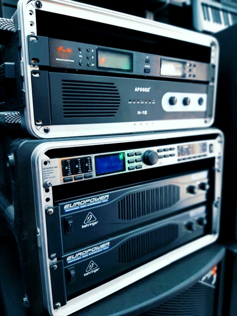 BEHRINGER EUROPOWER EP4000