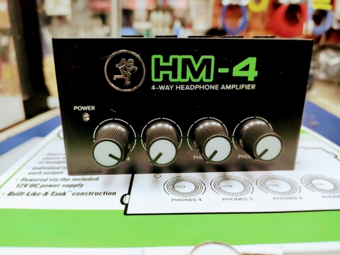 AMPLIFICADOR DE AURICULARES MACKIE HM-4