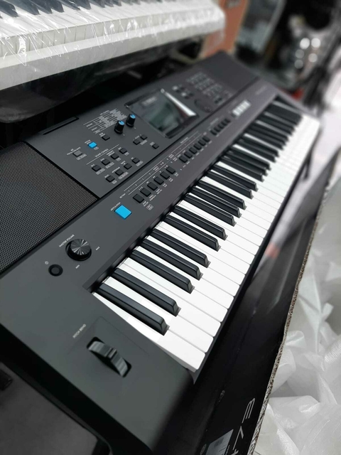 Teclado YAMAHA PSR E-473