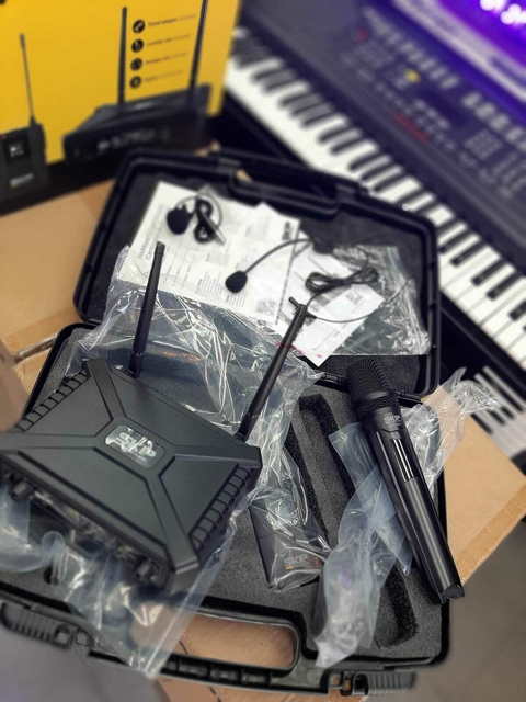 Micrófonos SKP UHF-400D 3 en 1 digital