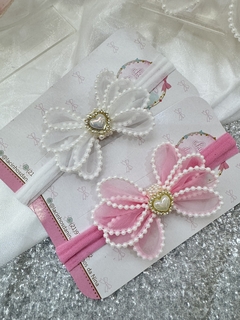 Laço Organza Pérolas