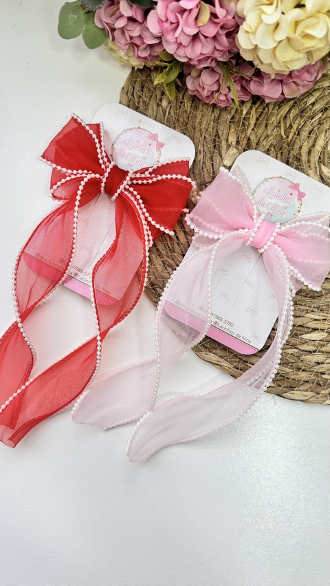 Laço pontas organza pérolas