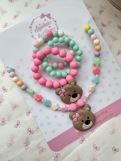 Conjunto Colar e mix de pulseiras