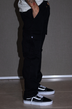 Pantalon cargo OC negro en internet