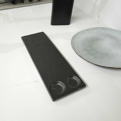 PLATO DE CERAMICA RECTO NEGRO CON DOBLE SALSERO LINEA YOKOHAMA 36X11CM-1- - comprar online