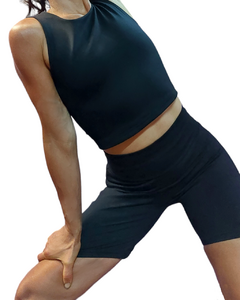 Conjunto biker mas crop top - comprar online