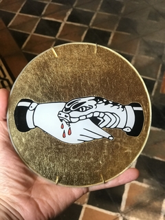 Shake hand tradi