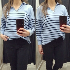 SWEATERS TIPO CHOMBA DE BREMER CELESTE/NEGRO