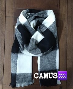 Ruanas blanco y negro - comprar online