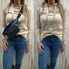 SWEATERS DE BREMER CON CAPUCHA