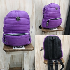MINI MOCHILAS PUFFER VIOLETA CON BOLSILLO