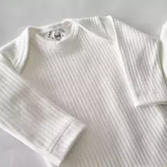 Ajuar 4 piezas + bolsa vainillado manteca basico sin picot - Talle 1 - tienda online