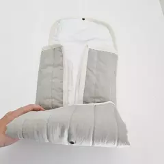 Cambiador de Tusor gris con interior impermeable en internet