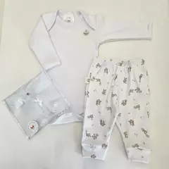 Conjunto de recien nacido body interlock blanco, pantalon ardilla - Talle 1 - comprar online
