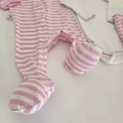 Conjunto algodón rayado rosa. Enterito con pie, body blanco + pantalòn - Talle 1 - Inquietos